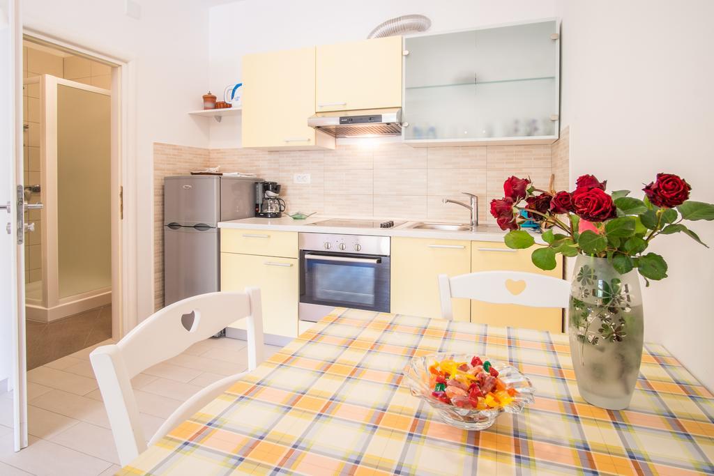 Apartments Iva كرك المظهر الخارجي الصورة